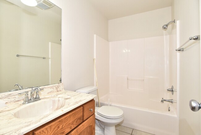 Building Photo - 18509 E 46th St