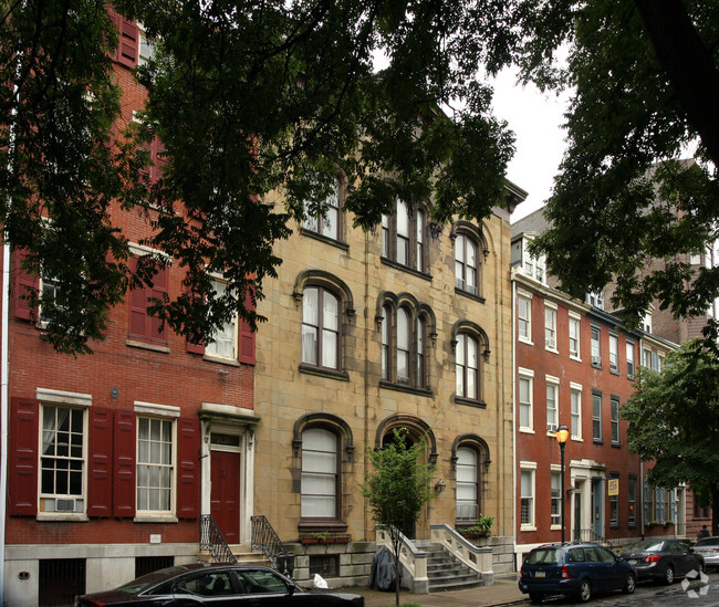 Building Photo - Renzi Spruce Street Apartments