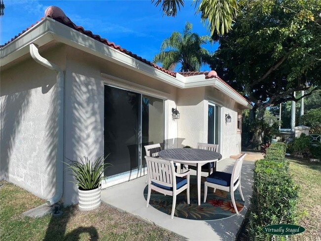 Building Photo - 7100 NW 30th Ct