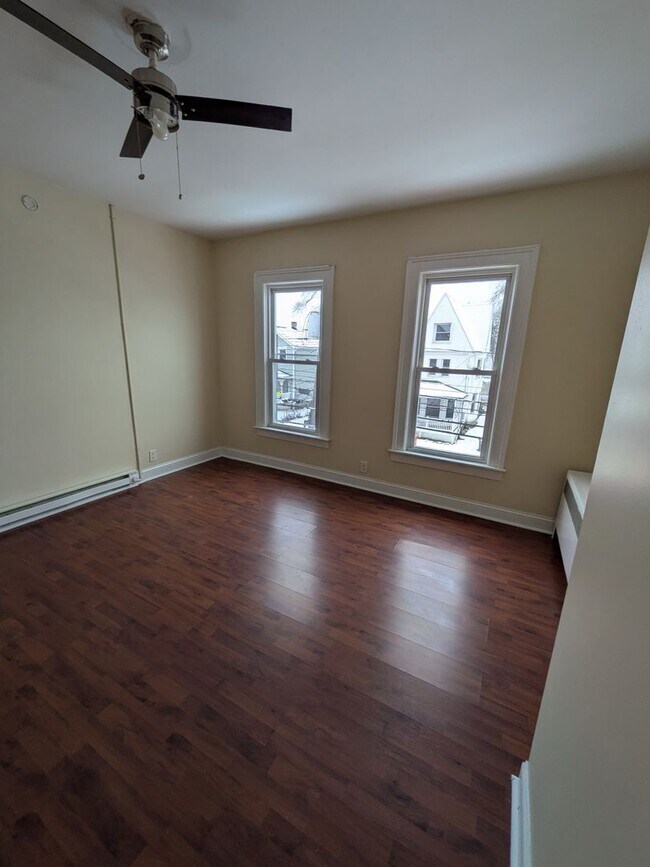 Building Photo - 1518 Jackson St