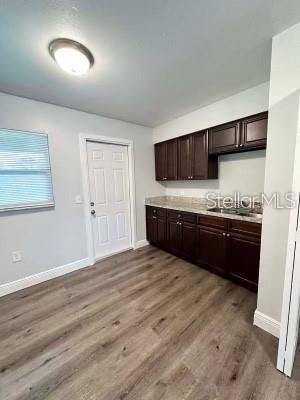 Building Photo - 1075 Crestwood Dr