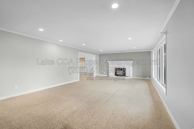 Building Photo - 203 N Bruce Rd