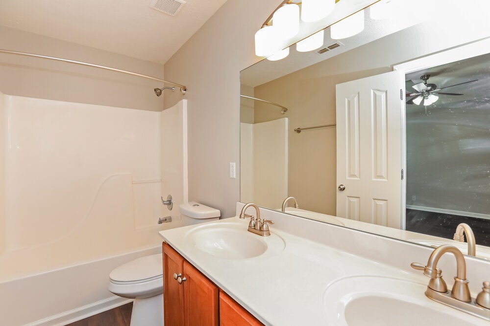 Building Photo - 1434 Ballater Dr