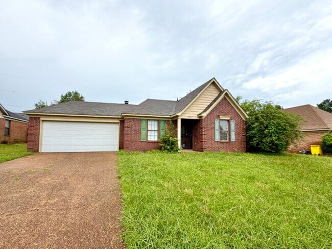 Building Photo - 5435 Gardendale St