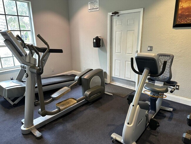 Building Photo - 349 SW 121st Ave