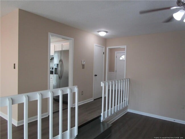 Building Photo - 2120 Lothbury Dr