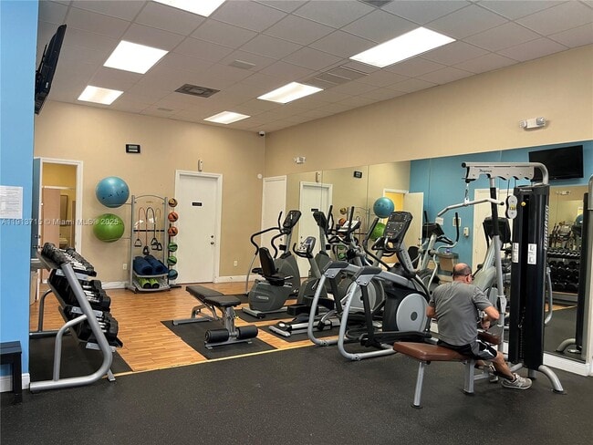 Building Photo - 4929 SW 140th Terrace