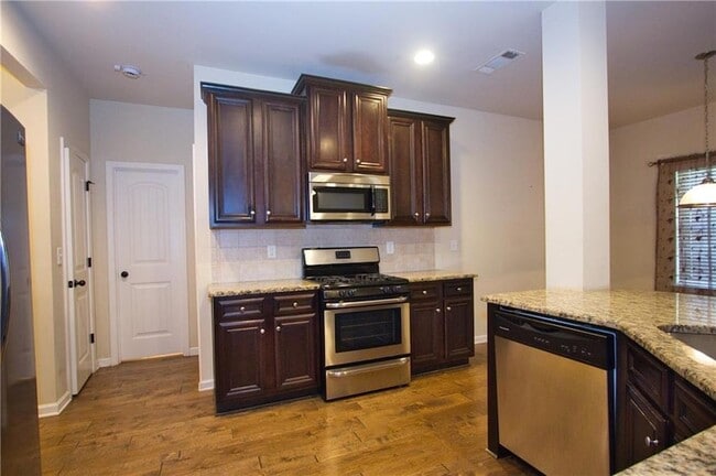 Building Photo - 793 Kaitlyn Dr