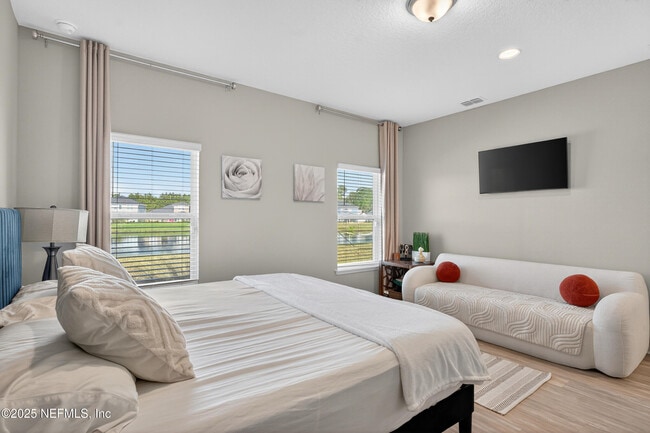 Building Photo - 460 Archstone Wy