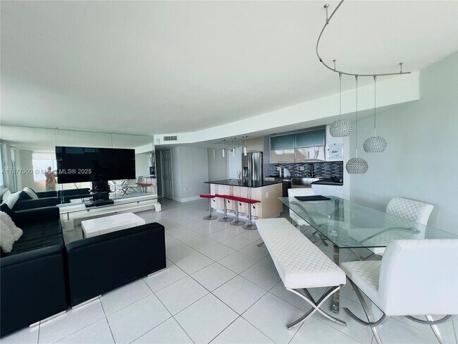 Building Photo - 7135 Collins Ave