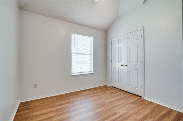 Building Photo - 2401 Redfield Dr