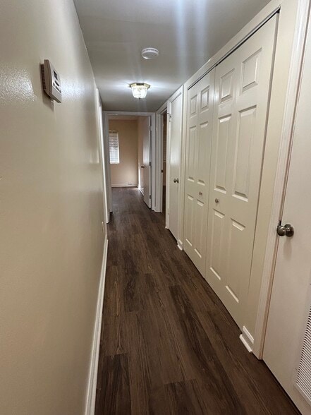 03_Hallway - 1208 Bush River Rd