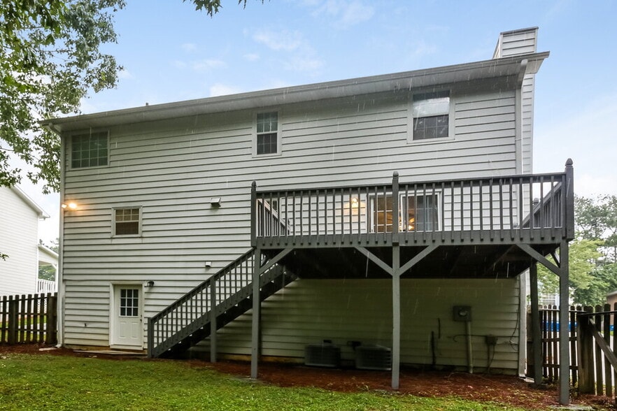 Building Photo - 2354 Loren Falls Ln SW