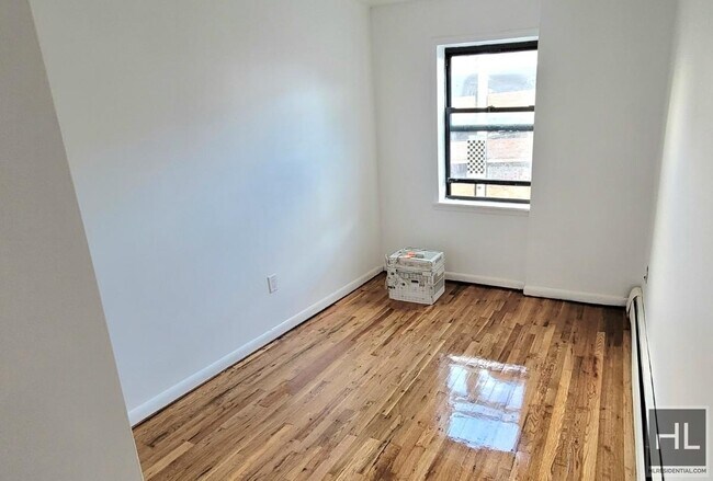 Building Photo - 58 Ave.