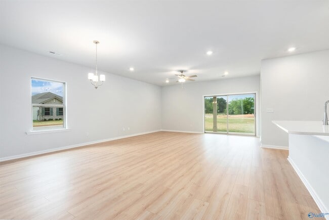 Building Photo - 14441 Mountain Strm Dr