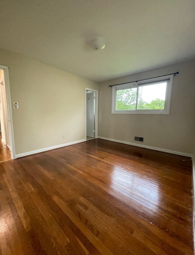 Building Photo - 12421 Littleton St