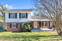 Building Photo - Spacious 4BR, 2BA Tri-Level Home with versatility and flexibility.  $1675 /mo rent***