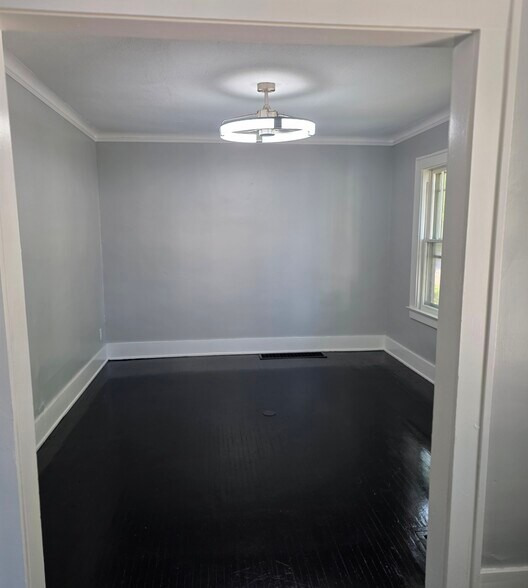 Dining Room - 485 Sawyer St