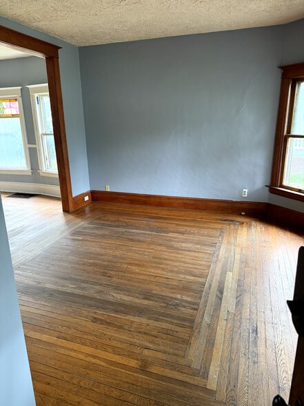 Building Photo - 1416 Griswold St