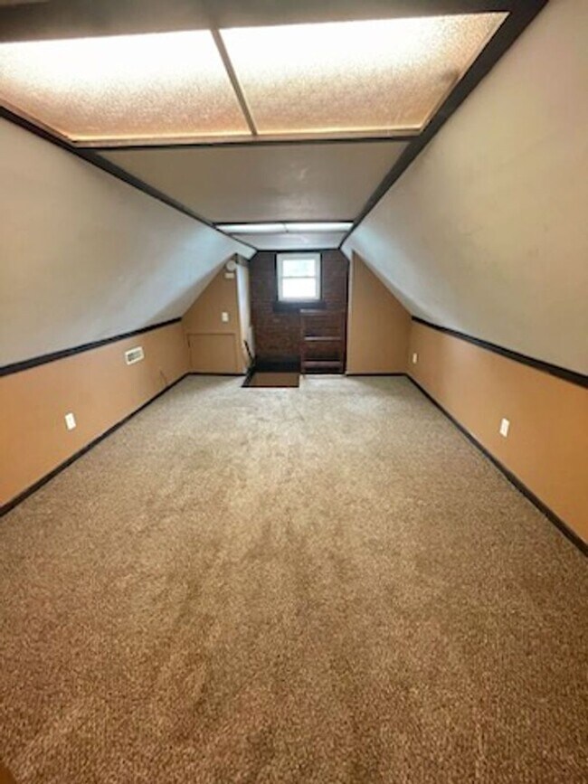 Building Photo - 1307 Spring St