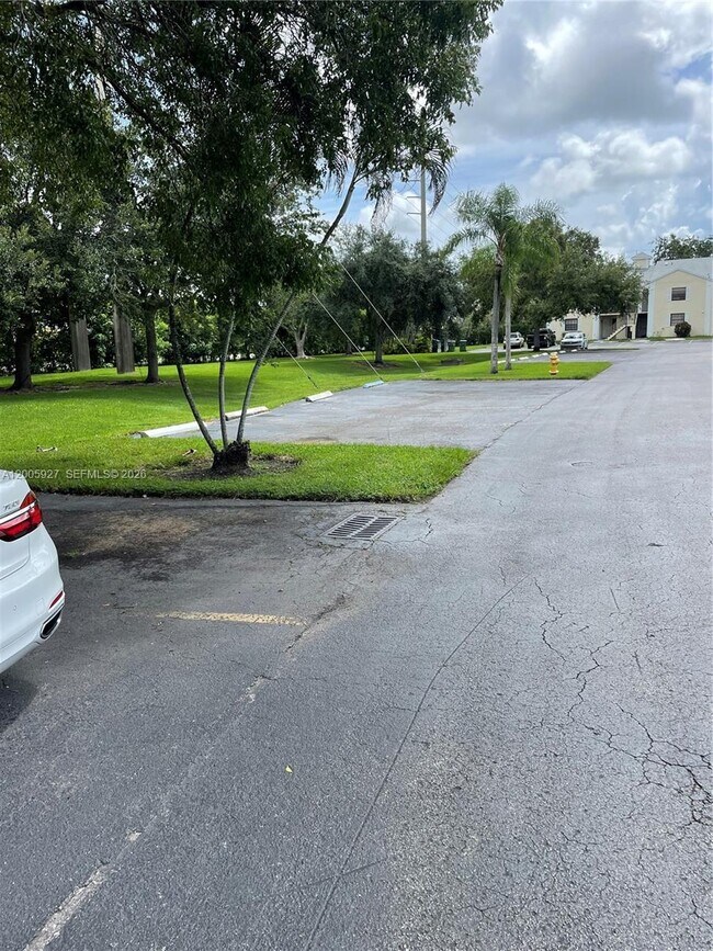 Building Photo - 1100 Constitution Dr