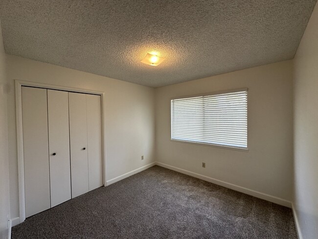 Building Photo - 3917 Jerome Way
