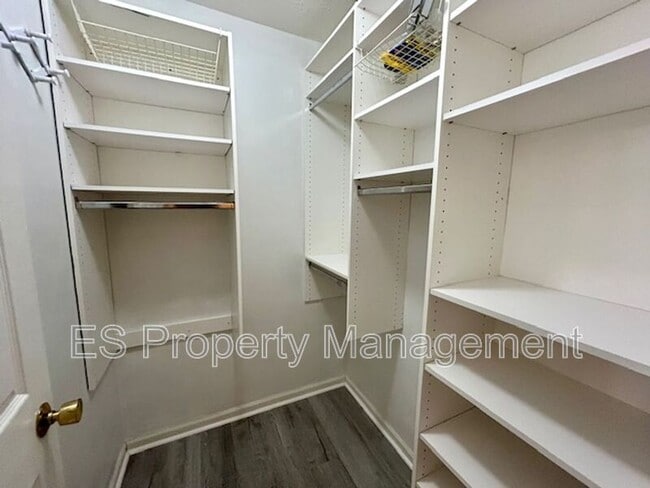 Building Photo - 12598 Tennyson Ln
