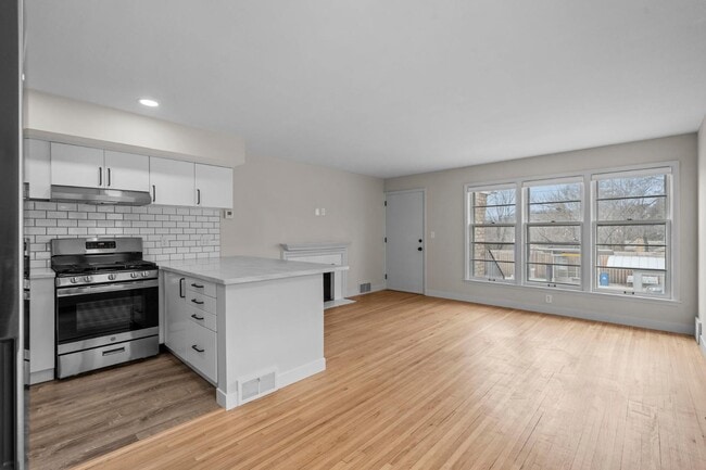 Building Photo - 4705 France Ave S