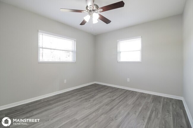 Building Photo - 173 Jay Dr