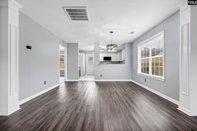 Building Photo - 120 W Horn Ct