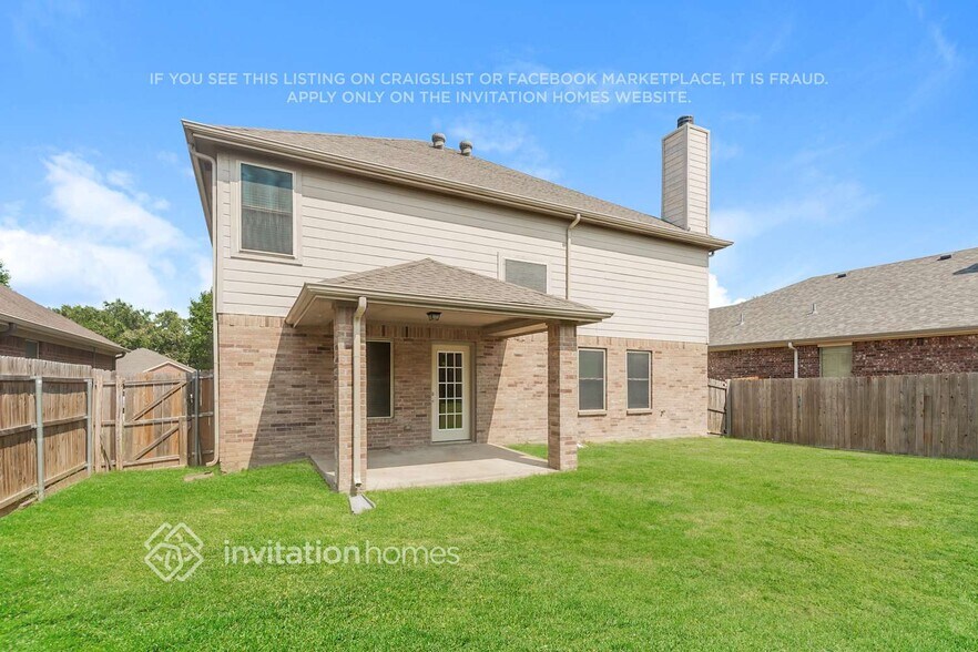 Building Photo - 2206 Brandy Dr