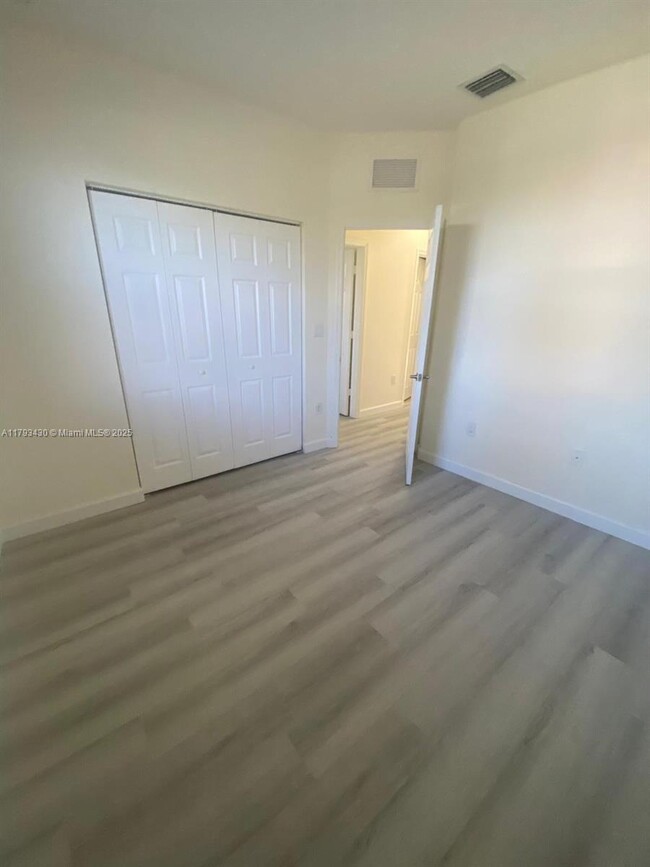 Building Photo - 17460 SW 153rd Ave