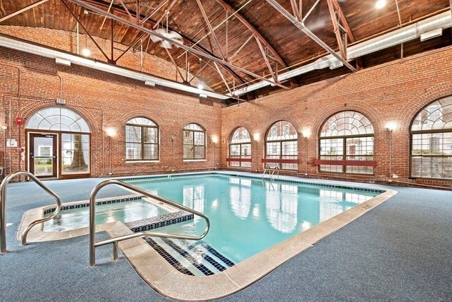 Building Photo - 7 S Stone Mill Dr