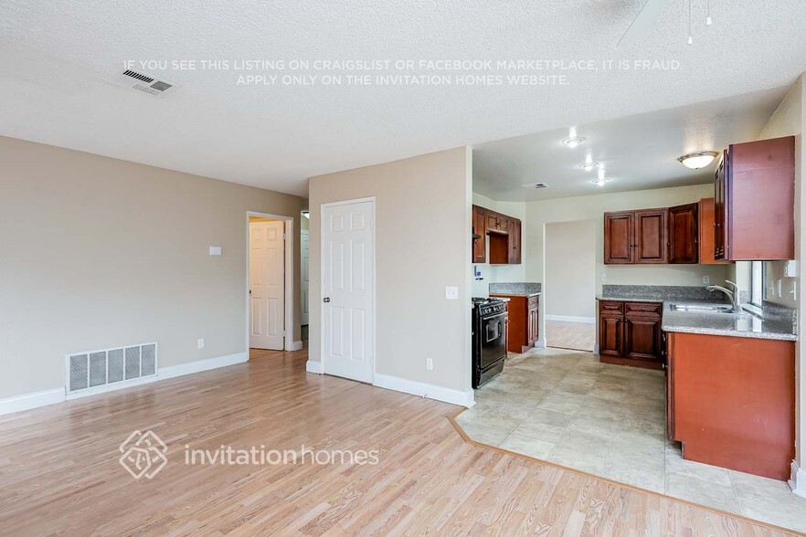 Building Photo - 14748 Westward Dr