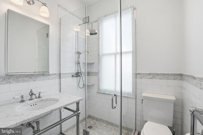 Building Photo - 1635 35th St NW