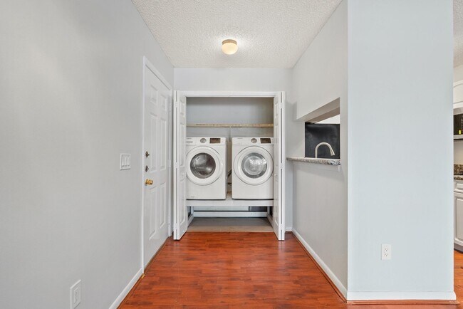 Building Photo - 4201 W McNab Rd