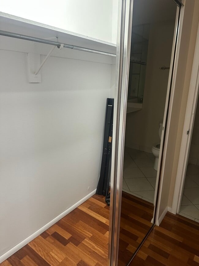 Building Photo - 405 N Wabash Ave