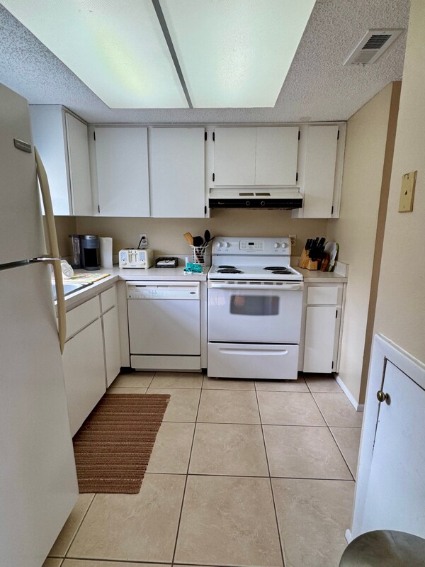 Building Photo - 110 Cypress Pl