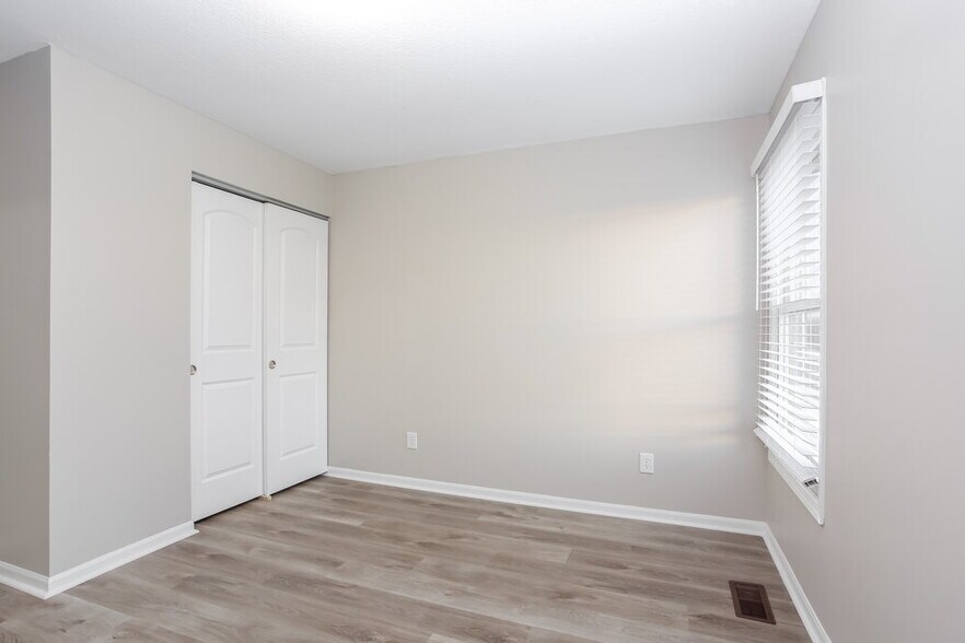 Building Photo - 3787 Pendent Ln