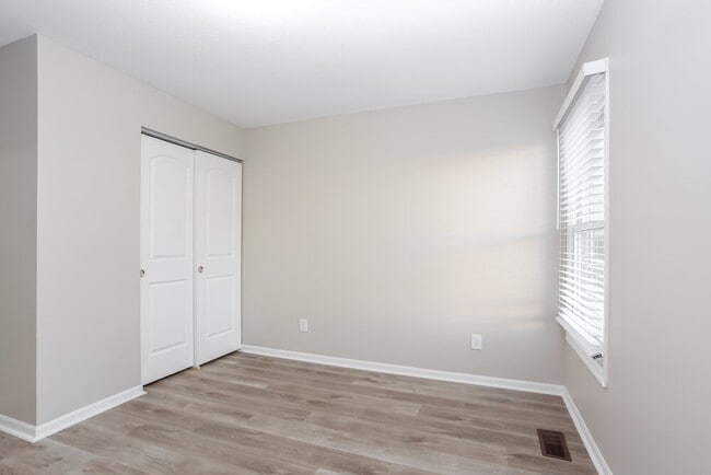 Building Photo - 3787 Pendent Ln