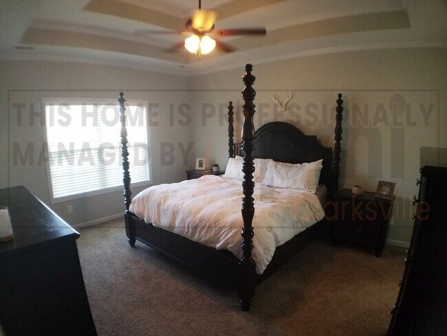 Building Photo - 717 Sleek Fox Dr