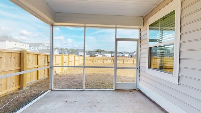 Building Photo - Ideal Home for Rent in Summers Corner Comm...