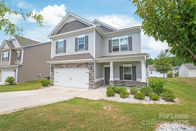 Building Photo - 5613 Amelia Ln