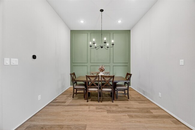 Building Photo - 4731 Cedar Butte Ln