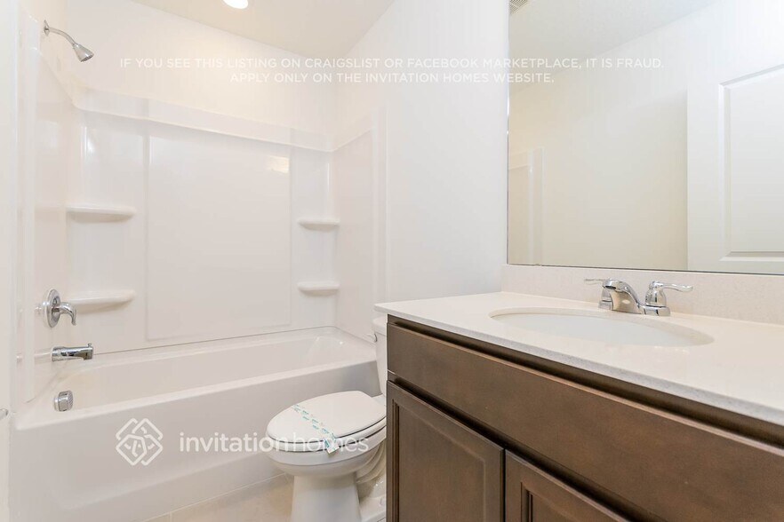 Building Photo - 6225 Silver Brook Wy