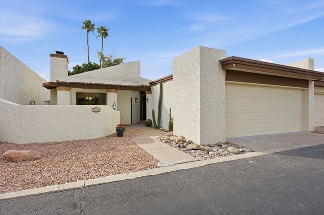 Building Photo - SINGLE FAMILY HOME.