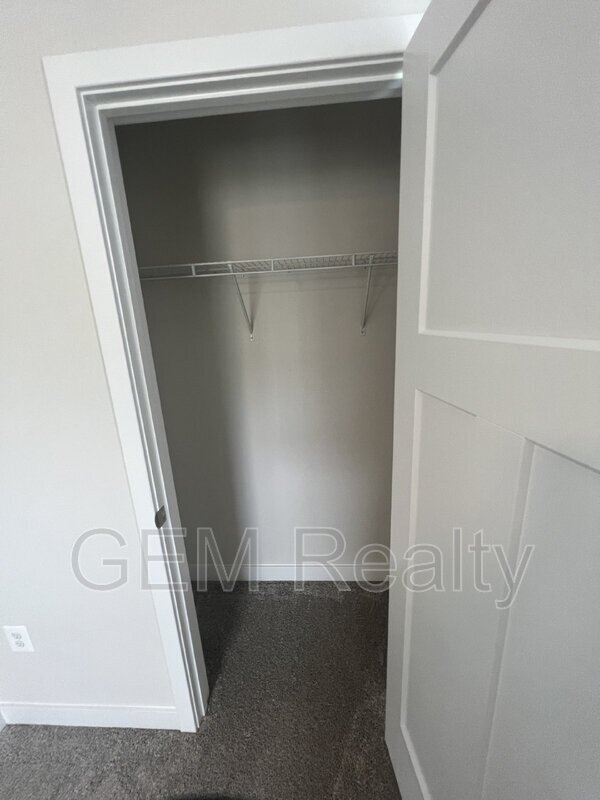 Building Photo - 1101 Rampart Dr