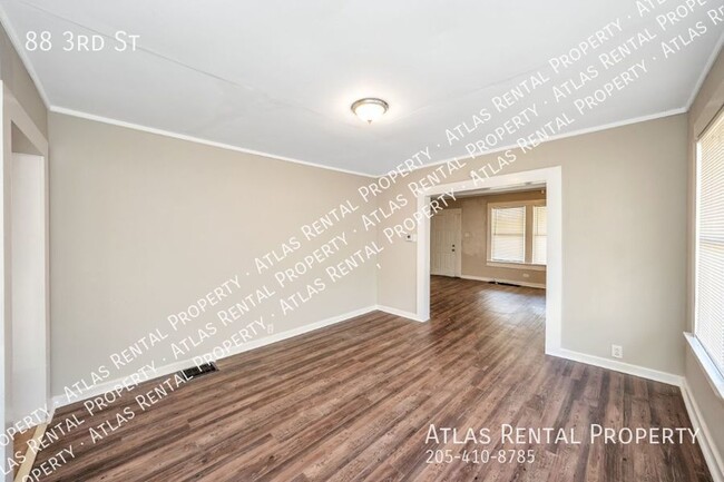 Building Photo - 88 3rd St