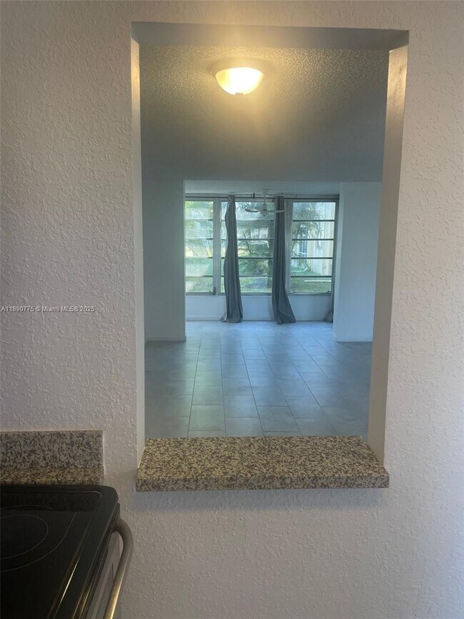 Building Photo - 8500 Sunrise Lakes Blvd