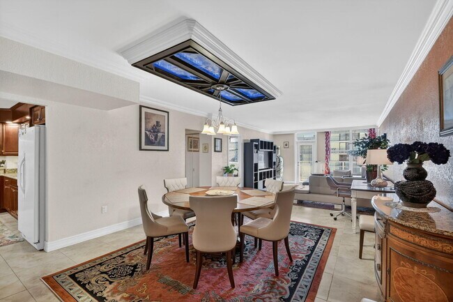 Building Photo - 3450 S Ocean Blvd